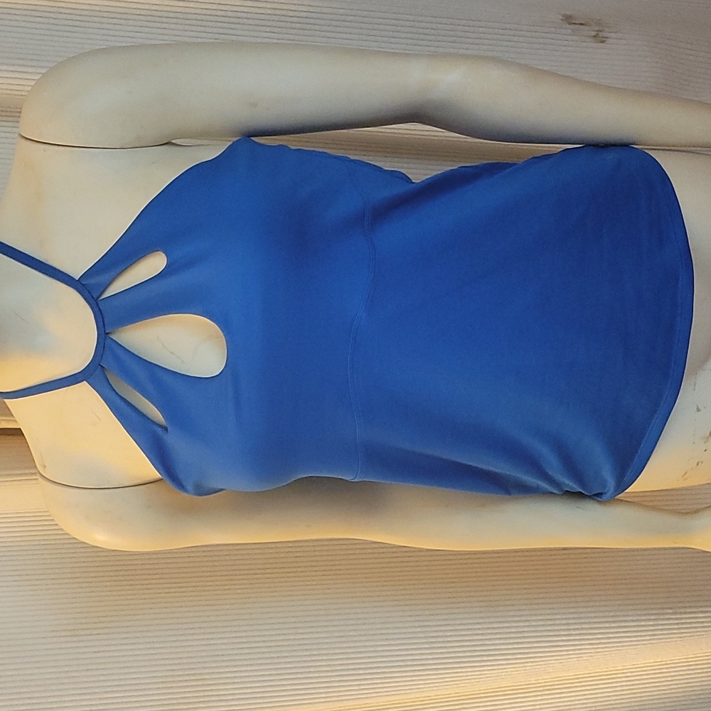 Athletic top Blue color
